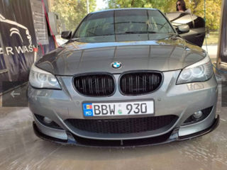 BMW 5 Series foto 2