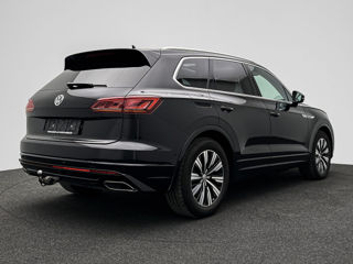 Volkswagen Touareg foto 3