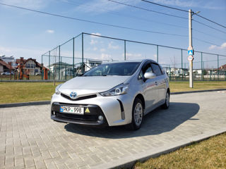 Toyota Prius +