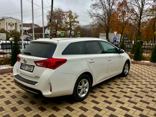 Toyota Auris foto 5