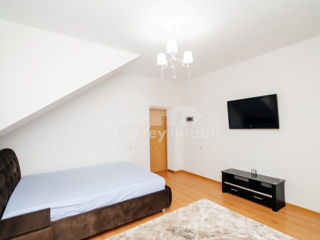 Chirie! Casă în 2 nivele, euroreparație, 230 mp, Centru 3600 € foto 7