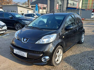 Peugeot 107 foto 2