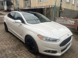 Ford Fusion foto 2