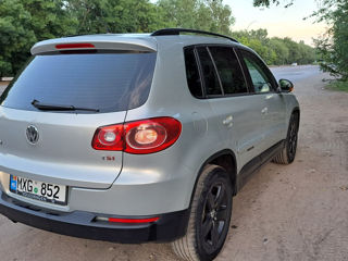 Volkswagen Tiguan foto 2