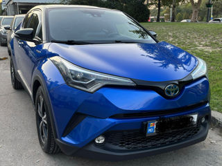 Toyota C-HR foto 2