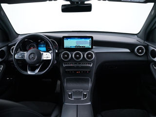 Mercedes GLC foto 5