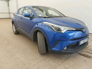 Toyota C-HR foto 4