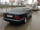 Mercedes E Class foto 3