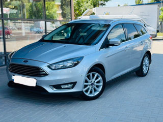 Ford Focus foto 1