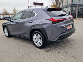 Lexus UX foto 4