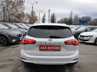 Ford Focus foto 6