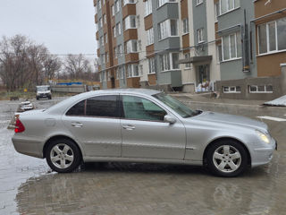 Mercedes E-Class foto 3