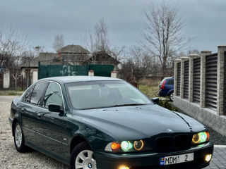 BMW 5 Series foto 6