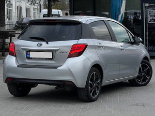 Toyota Yaris foto 3