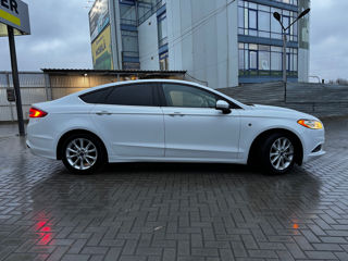 Ford Fusion foto 4