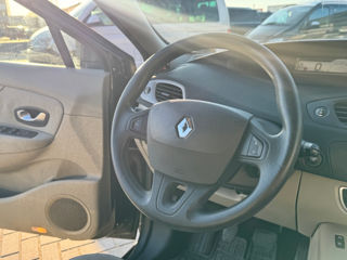 Renault Scenic foto 9