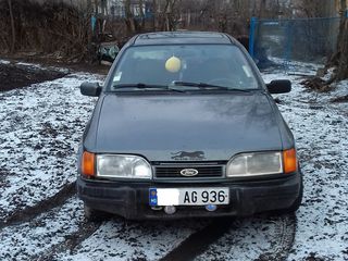 Ford Sierra foto 4