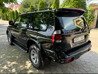 Mitsubishi Pajero Sport foto 3