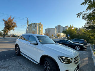 Mercedes GLC foto 4