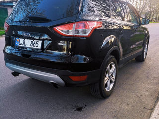 Ford Escape foto 5