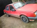 Opel Ascona foto 3