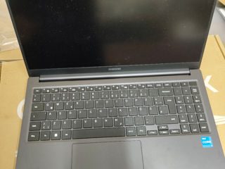 Samsung galaxy book 2-4700lei. foto 2