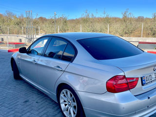 BMW 3 Series foto 8