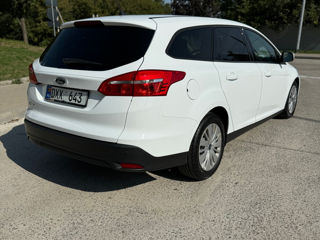 Ford Focus foto 2