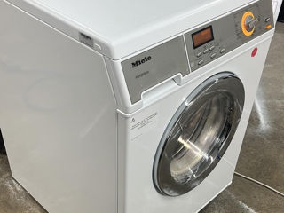 Профессиональная стиральная машина Miele фото 2