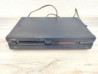 HI FI Cd проигрыватель Yamaha cdx-596