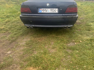 BMW 7 Series foto 7