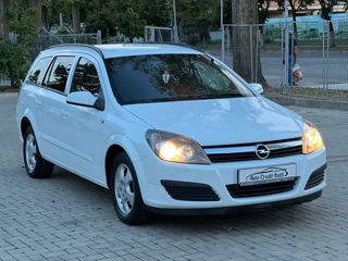 Opel Astra foto 9