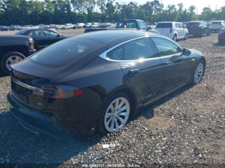 Tesla Model S foto 4