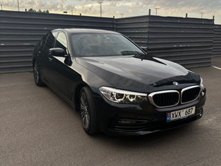 BMW 5 Series foto 3