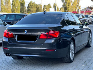 BMW 5 Series foto 5