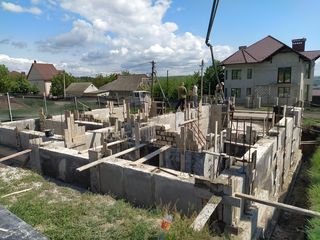 Efectuăm lukrari în construcție..beton, zidărie construcția caselor, garduri,atmosca,fundament etc.. foto 13