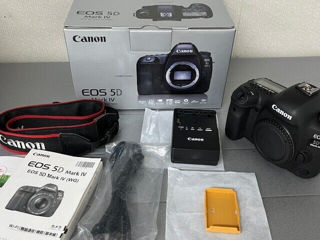 Canon EOS 5D Mark IV