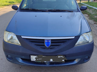 Dacia Logan foto 1