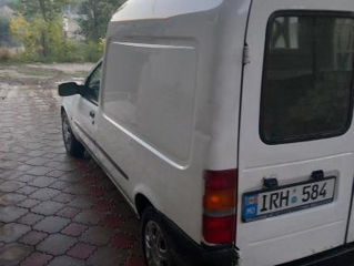 Ford Courier foto 5