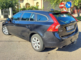 Volvo V60 foto 4