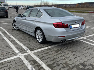 BMW 5 Series foto 4