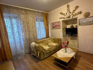 Apartament cu 3 camere, 70 m², Centru, Chișinău foto 2