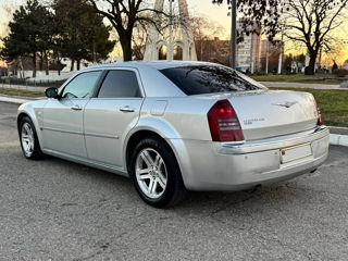 Chrysler 300c foto 7