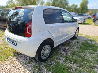 Volkswagen up! foto 6