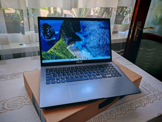 Продается ноутбук Asus X509DA ( 7000 лей)