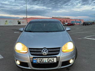 Volkswagen Jetta foto 6