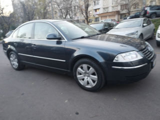 Volkswagen Passat foto 3