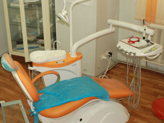 Стоматологическое кресло Chiromega 654 Nika foto 3