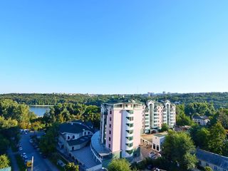 Дом у Комсомольского Озера / Эксклюзивная 4-х комнатная квартира с панорамным видом на парк! foto 9