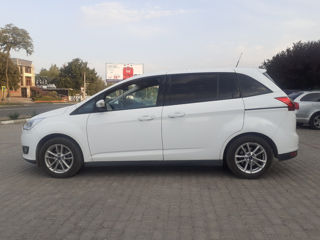 Ford Grand C-MAX foto 2